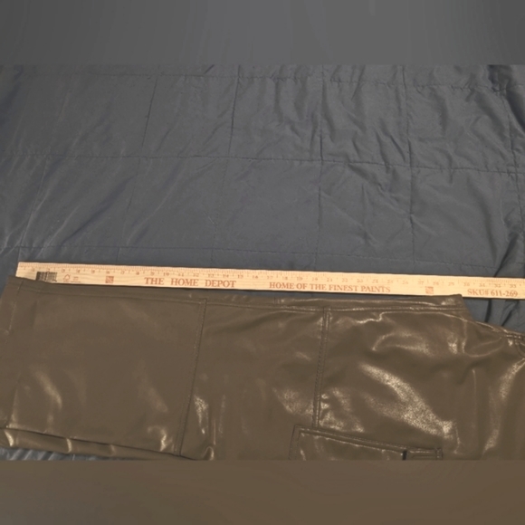 Abercrombie & Fitch Leather Curve Love Cargo 90s Relaxed Pant gray size 14/32 - Picture 5 of 5